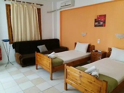 Nostalgo Guest house Skiathos Town